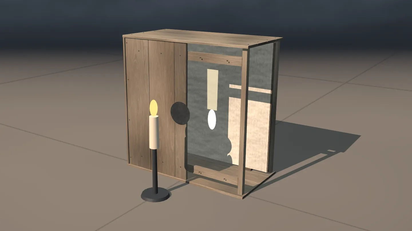 Die Camera obscura allein auf einem Fliesenboden: ein Holzkasten, an einer Seite offen, damit man hineinsieht. Vor der Wand mit dem kleinen Loch brennt eine Kerze, im Kasten steht ihr Bild auf dem Kopf.